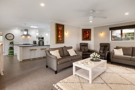 Photo of property in 1 Rexford Heights, Pyes Pa, Tauranga, 3112