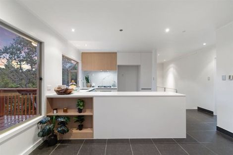 Photo of property in 13 Sandford Street, Campbells Bay, Auckland, 0630