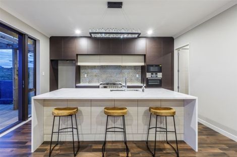 Photo of property in 17 Tawatawa Street, Long Bay, Auckland, 0630