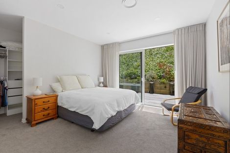 Photo of property in 138 Arran Point Parade, Orewa, 0931