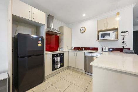 Photo of property in 5/240 Old Farm Road, Hillcrest, Hamilton, 3216