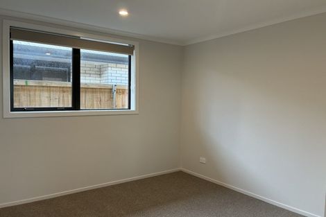 Photo of property in 28 Waruhia Crescent, Rototuna North, 3210