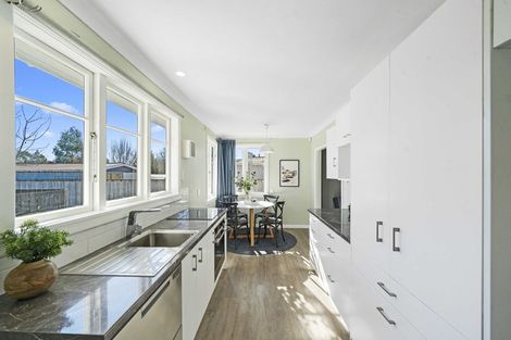 Photo of property in 25 Hammond Street, Bulls, 4818