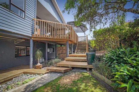 Photo of property in 185 Mahurangi East Road, Snells Beach, 0920
