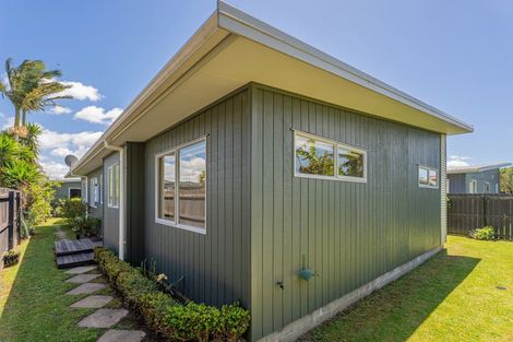 Photo of property in 20b Cholmondeley Crescent, Whitianga, 3510