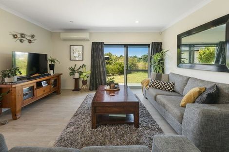 Photo of property in 21 Browns Drive, Waihi Beach, 3611
