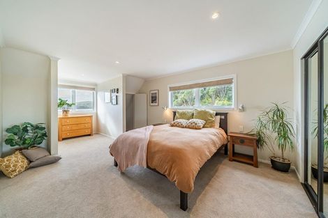Photo of property in 84 Paremata Road, Paremata, Porirua, 5024