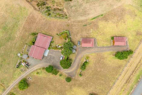 Photo of property in 986 Tinopai Road, Tinopai, Matakohe, 0593