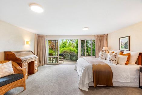 Photo of property in 12 Shortland Place, Havelock North, 4130