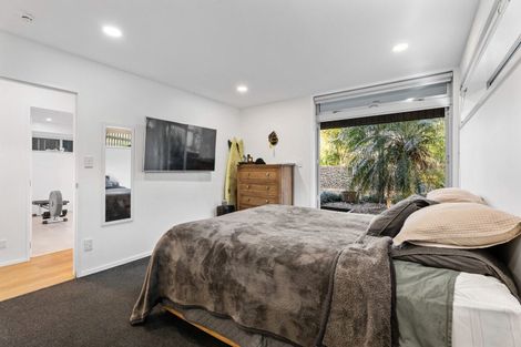 Photo of property in 50 Ngataringa Road, Devonport, Auckland, 0624