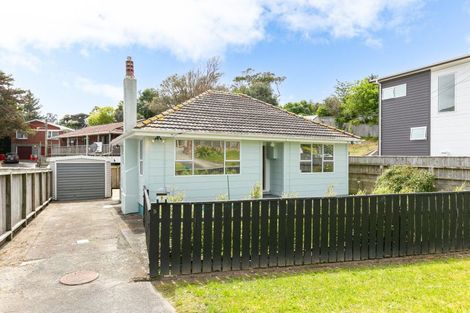 Photo of property in 9 Kowhai Street, Tawa, Wellington, 5028