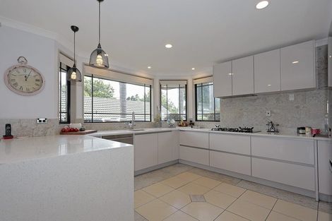 Photo of property in 35 Honeysuckle Lane, Ohauiti, Tauranga, 3112