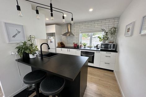 Photo of property in 24 Rimutaka Street, Paraparaumu, 5032