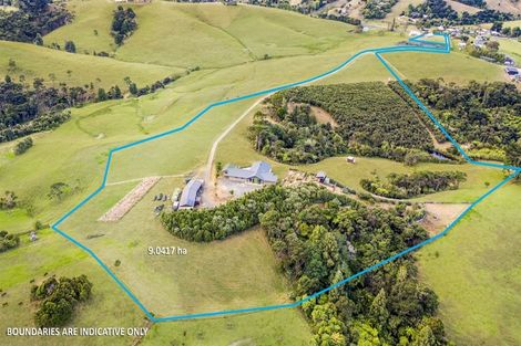 Photo of property in 24b Bethells Road, Waitakere, Auckland, 0816