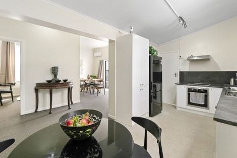 Photo of property in 21 Wilson Street, Newtown, Wellington, 6021