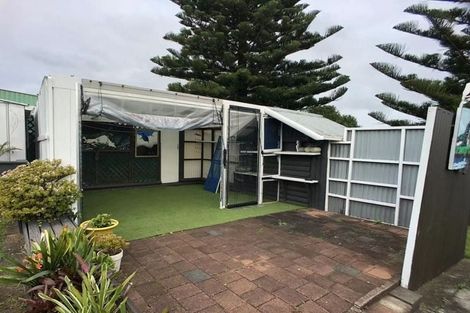 Photo of property in 14 Carole Crescent, Pakuranga, Auckland, 2010