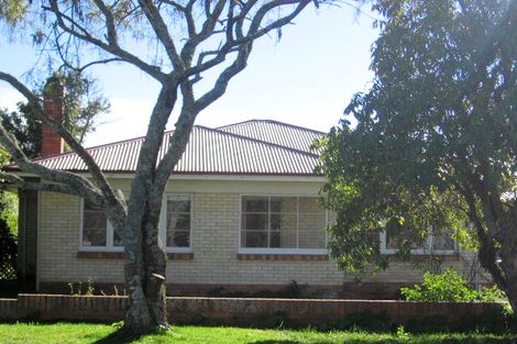 Photo of property in 15 Woodstock Road, Fairfield, Hamilton, 3214