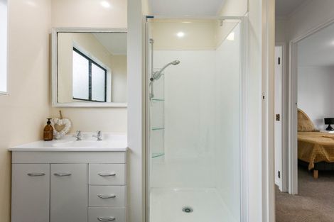 Photo of property in 10 Campion Road, Riverdale, Gisborne, 4010