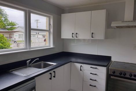 Photo of property in 1/54 Martin Street, Wallaceville, Upper Hutt, 5018