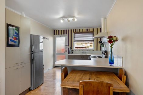 Photo of property in 2/28 Lyndon Street, Riccarton, Christchurch, 8041