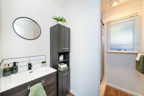 Photo of property in 2 Coromandel Court, Roslyn, Palmerston North, 4414