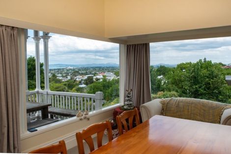 Photo of property in 7 Sealy Road, Bluff Hill, Napier, 4110