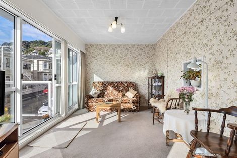 Photo of property in 44 Majoribanks Street, Mount Victoria, Wellington, 6011