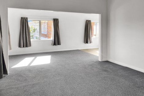 Photo of property in 217 Te Atatu Road, Te Atatu South, Auckland, 0610