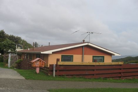 Photo of property in 232 Dowse Drive, Maungaraki, Lower Hutt, 5010