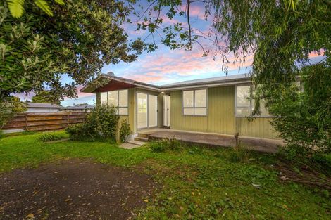 Photo of property in 19 Caernarvon Drive, Flaxmere, Hastings, 4120