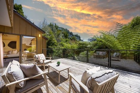 Photo of property in 163 Browns Bay Road, Browns Bay, Auckland, 0630