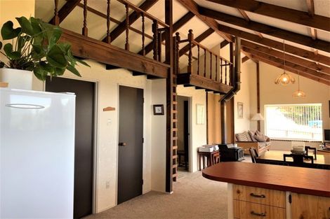 Photo of property in 59 Hauraki Terrace, Pukawa Bay, Turangi, 3381