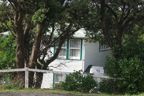 Photo of property in 90 Sidlaw Street, Strathmore Park, Wellington, 6022