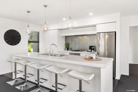 Photo of property in 23 Stockyard Crescent, Pukekohe, 2120