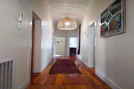 Photo of property in 20 Oroua Street, Eastbourne, Lower Hutt, 5013