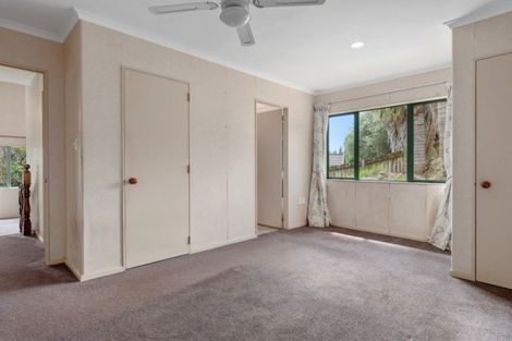 Photo of property in 2 Mulberry Lane, Otaika, 0170