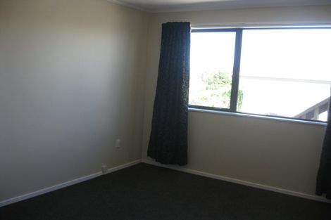 Photo of property in 87b Frobisher Street, Island Bay, Wellington, 6023