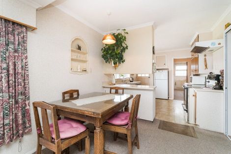 Photo of property in 21 Gloucester Street, Takaro, Palmerston North, 4412