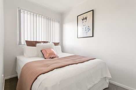 Photo of property in 4/773 Beach Road, Browns Bay, Auckland, 0630