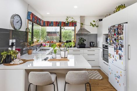 Photo of property in 2/14 Farquhars Road, Redwood, Christchurch, 8051