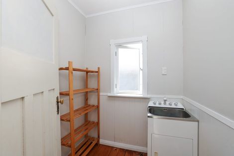 Photo of property in 69 Clemow Road, Fitzroy, New Plymouth, 4312