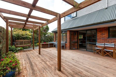 Photo of property in 7a Palm Avenue, Hokowhitu, Palmerston North, 4410