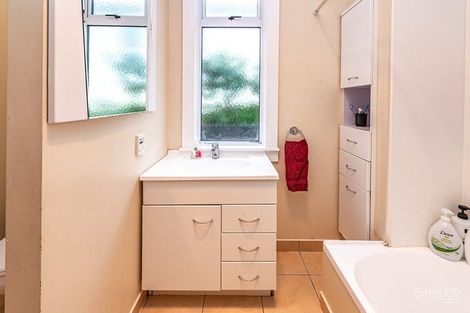 Photo of property in 6 Koromiko Road, Gonville, Whanganui, 4501