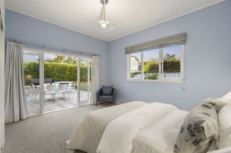 Photo of property in 76 West End Road, Westmere, Auckland, 1022