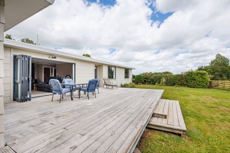Photo of property in 69 Reid Line East, Aorangi, Feilding, 4775