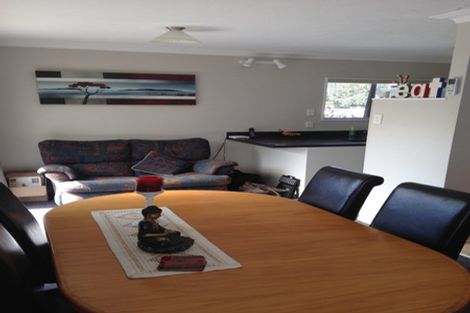 Photo of property in 6a Laredo Grove, Totara Park, Upper Hutt, 5018