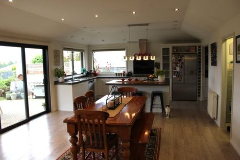 Photo of property in 41 Severn Street, Green Island, Dunedin, 9018