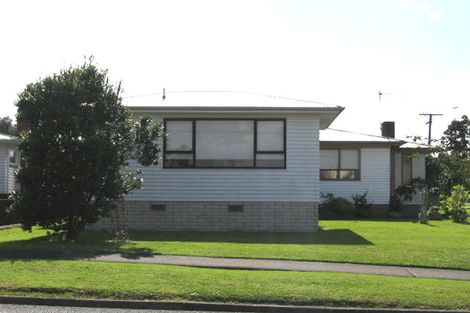 Photo of property in 67 Taikata Road, Te Atatu Peninsula, Auckland, 0610