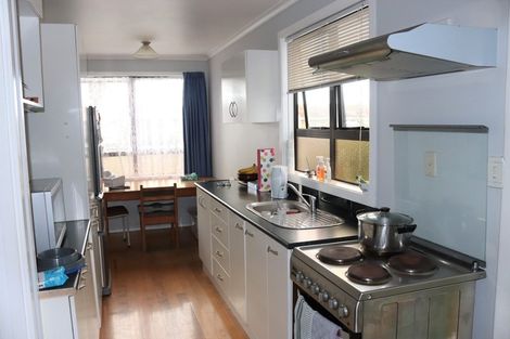 Photo of property in 15 Mcentee Street, Papakura, 2110