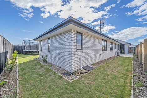 Photo of property in 16 Sandhill Drive, Rolleston, 7615